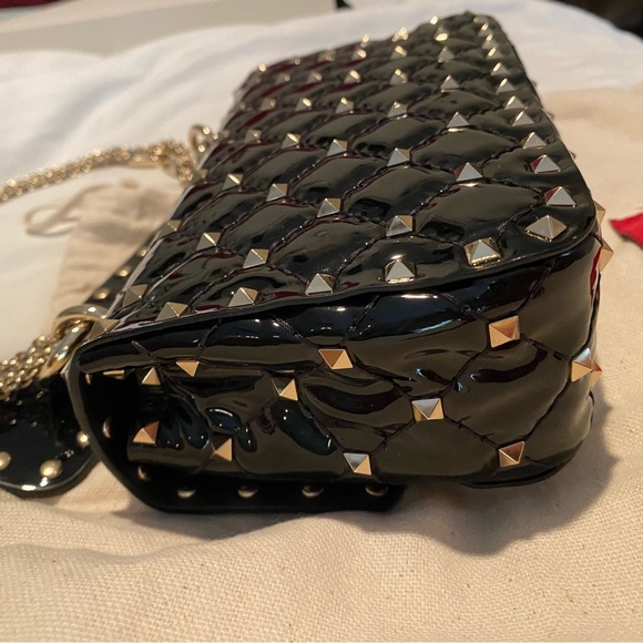 Valentino Black Rockstud Spike Flap Bag Quilted Patent Leather Small - Picture 11 of 15